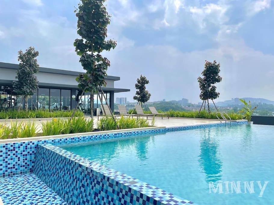 Netizen Walk To Mrt 4-5Pax Apartment Cheras Exterior photo